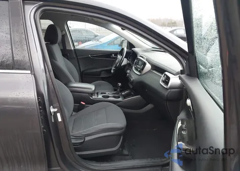 2016 Kia Sorento 2.4L Lx z USA, uszkodzony, nr VIN 5XYPGDA34GG165127